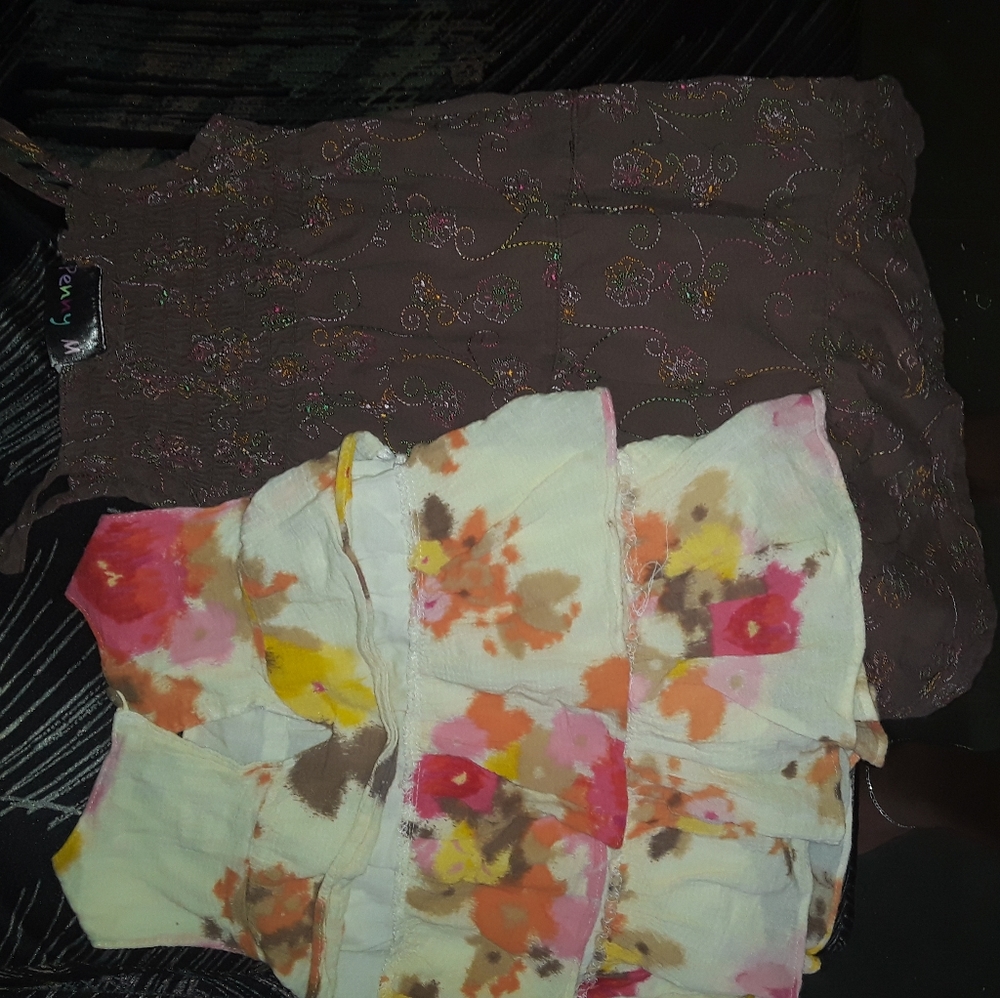 Top/ Dress 4T - Picture 2 of 3